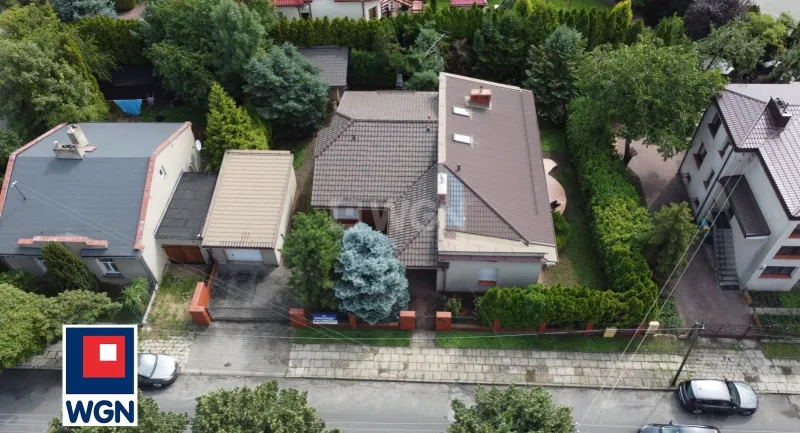 Dom na  sprzedaż Piotrków Trybunalski - Parterowy dom blisko parku.